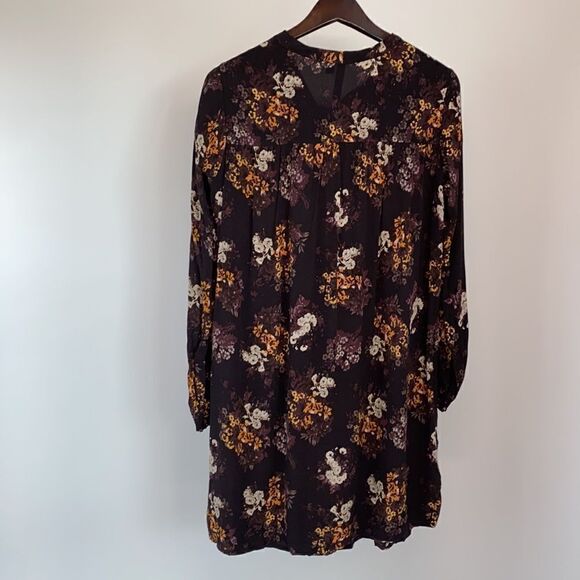 Knot Sisters Dress Women’s Size XS Long Sleeve Purple Floral Dress - Picture 7 of 10